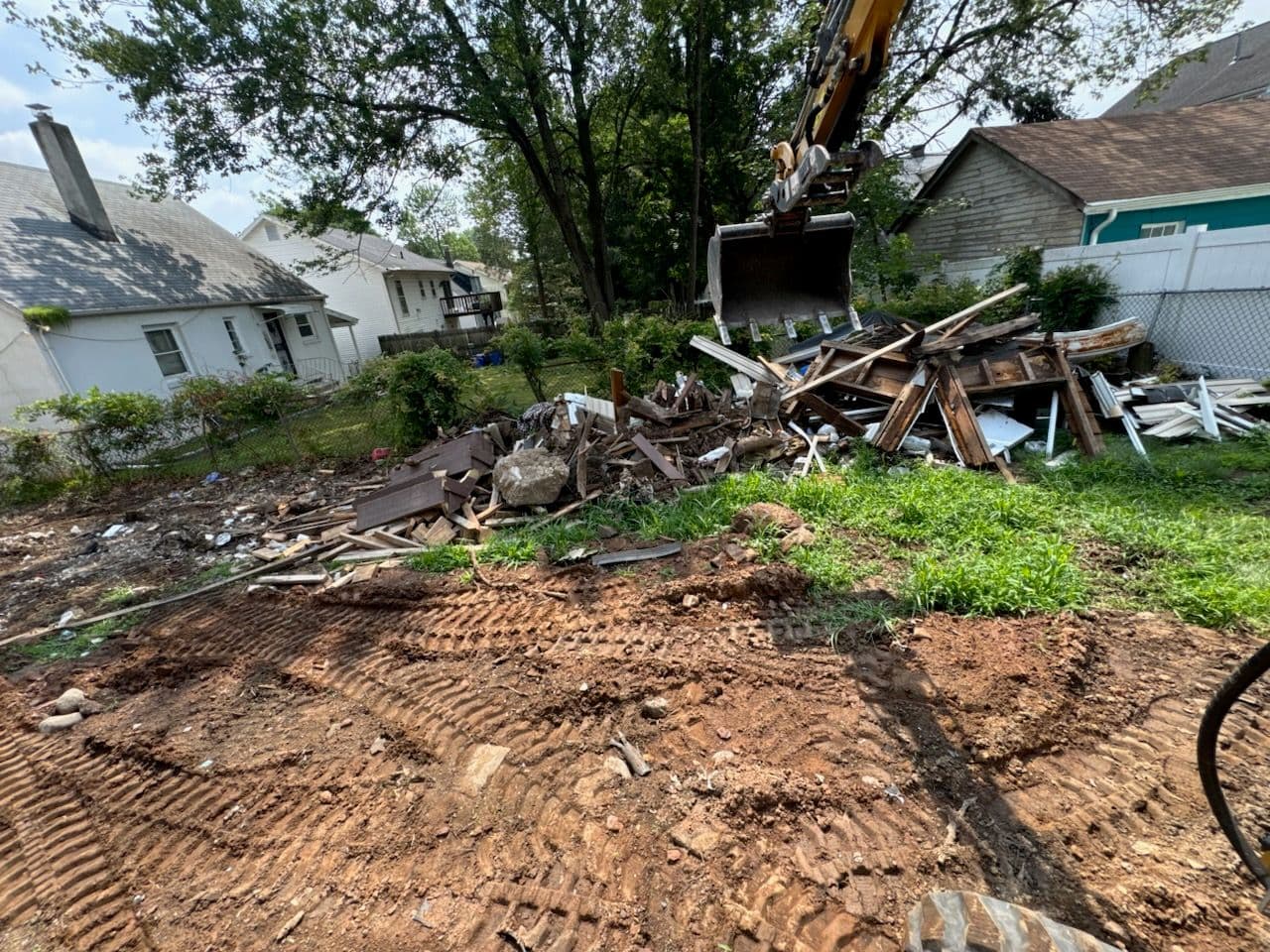 Efficient Demolition Services in Teaneck image